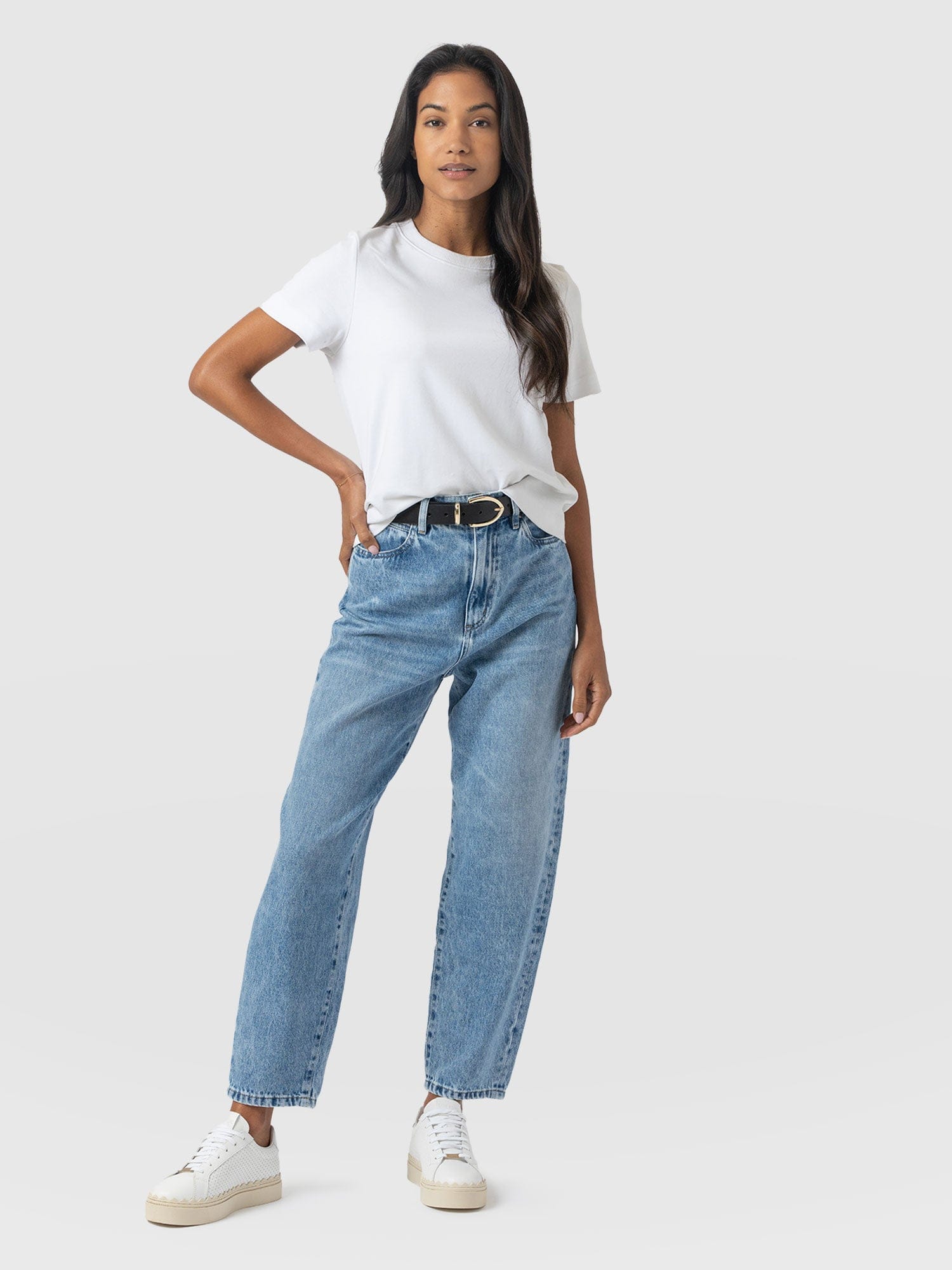 Barrel Leg Jean - Mid Blue - Women's Denims | Saint + Sofia® UK